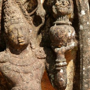 sri-lanka-holiday-tours-Polonnaruwa-03