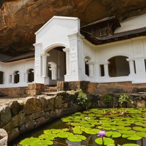 private-tours-to-sri-lanka-Dambulla-01